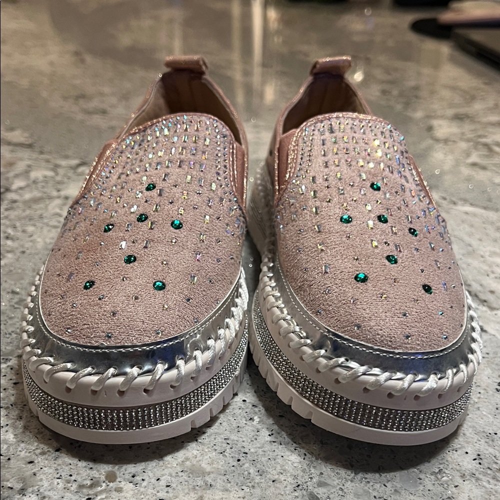 Embellished Slip-On Women Shoes - Picture 2 of 6